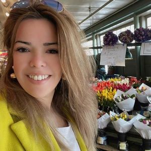 Meet your Posher, Lina isabel